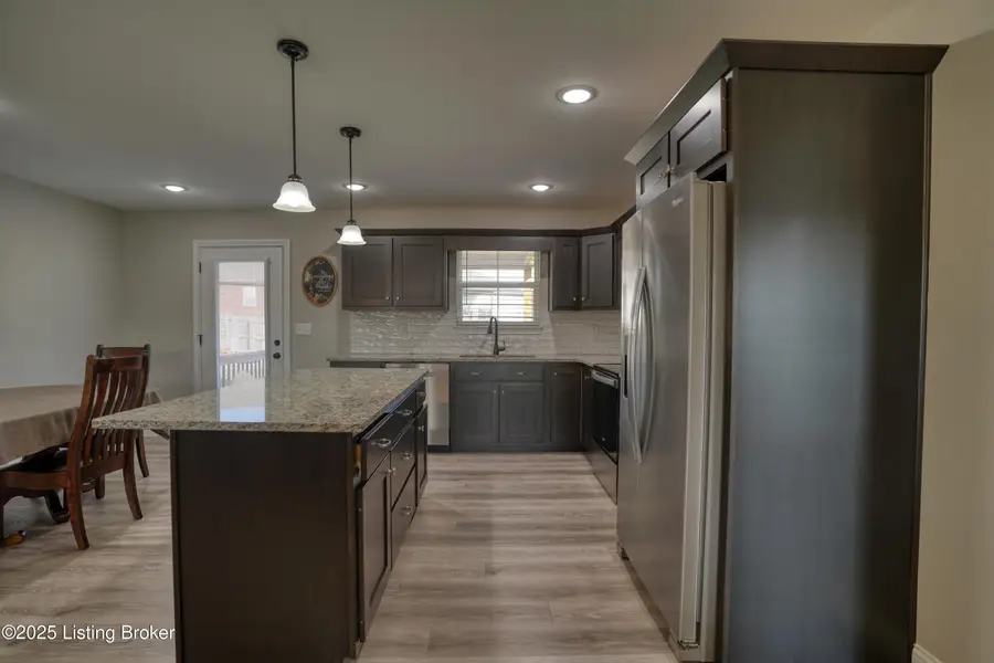 234 Williamsburg Dr, Mount Washington, KY 40047 - Image #3