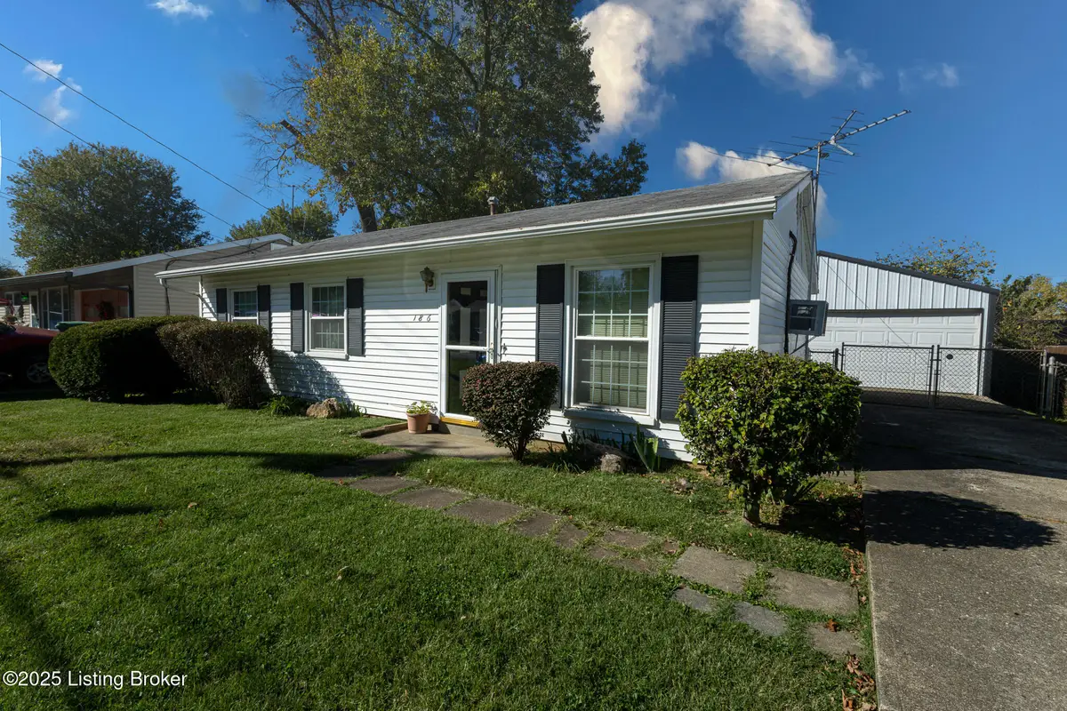 186 Crestwood Ln, Louisville, KY 40229 - Image #1