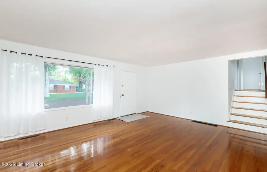 3023 Leman Dr, Louisville, KY 40220 - Image #3