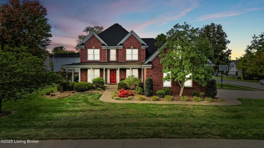 4108 Woodmont Park Ln, Louisville, KY 40245 - Image #2