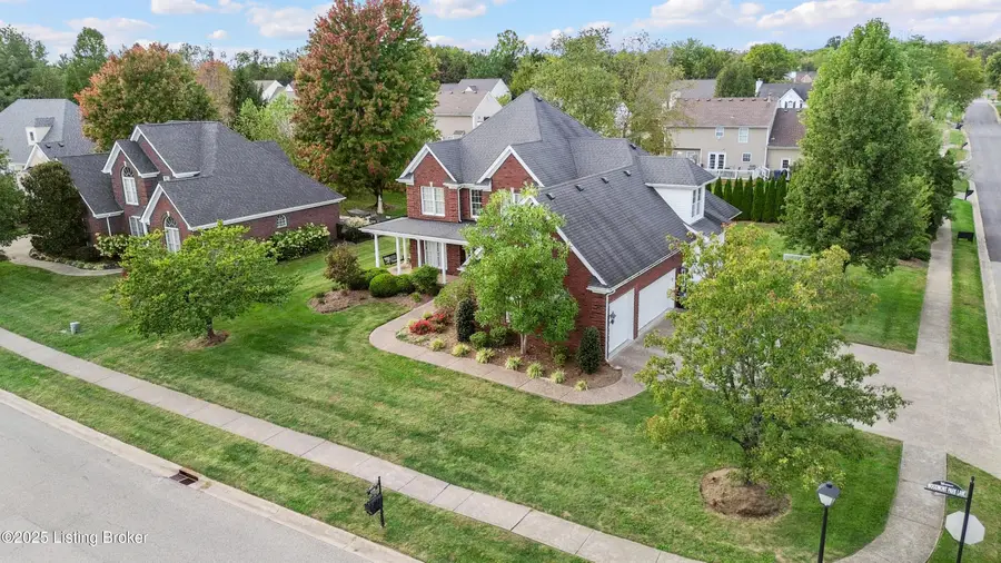 4108 Woodmont Park Ln, Louisville, KY 40245 - Image #3