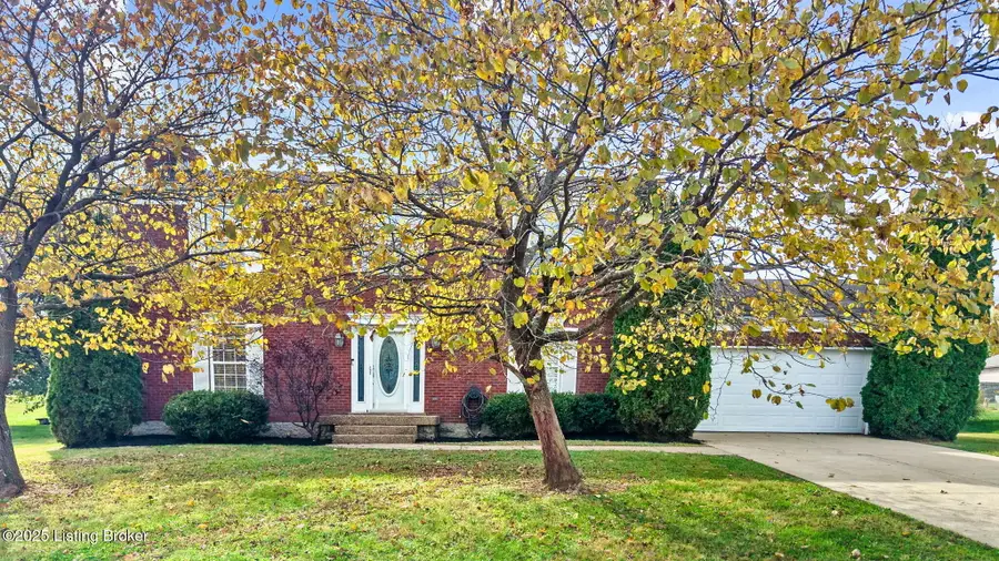 360 Jasper Ln, Mount Washington, KY 40047 - Image #3