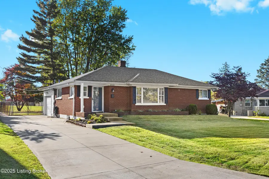 8506 Linda Rd, Louisville, KY 40219 - Image #2