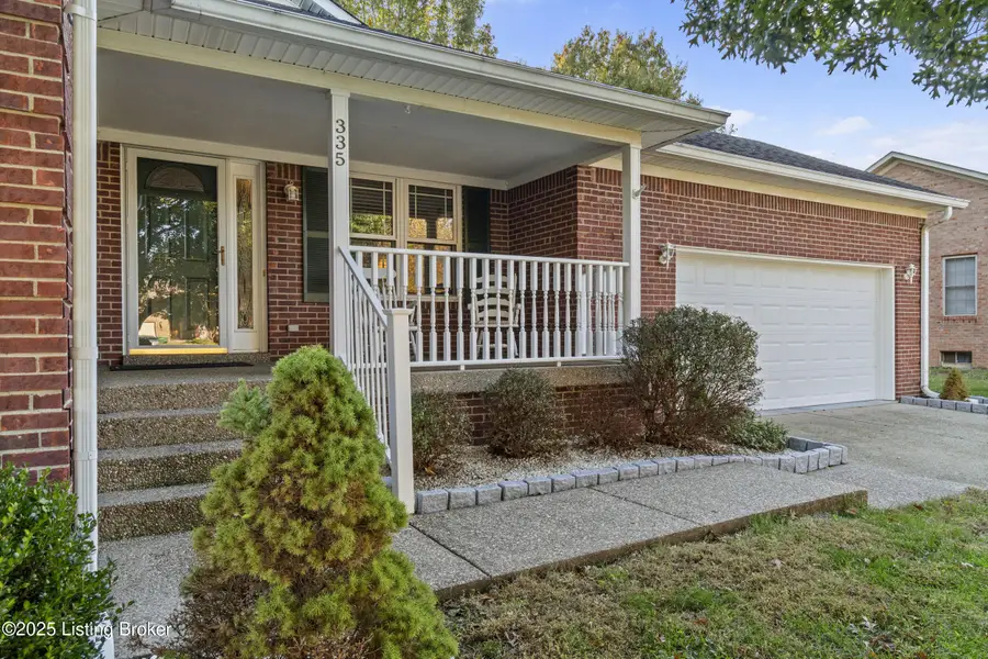335 Shady Brook Ln, Louisville, KY 40229 - Image #3