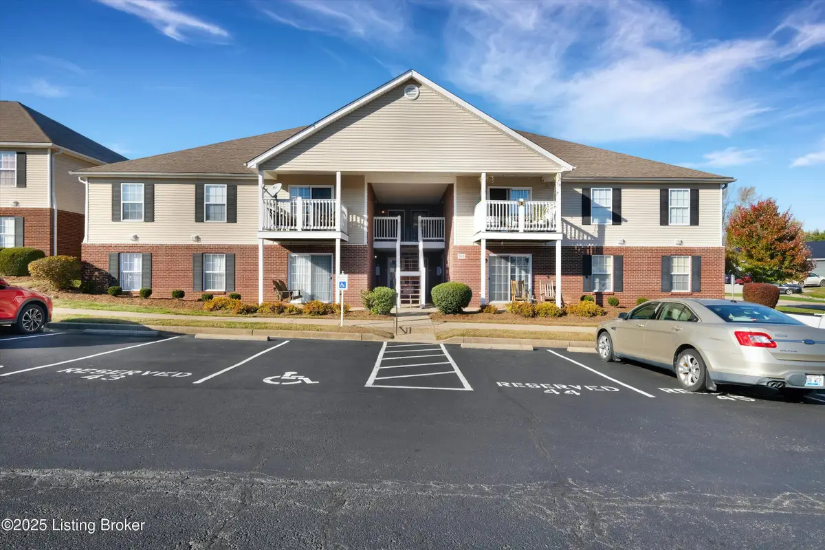 163 Central Blvd #63, Mount Washington, KY 40047 - Image #1