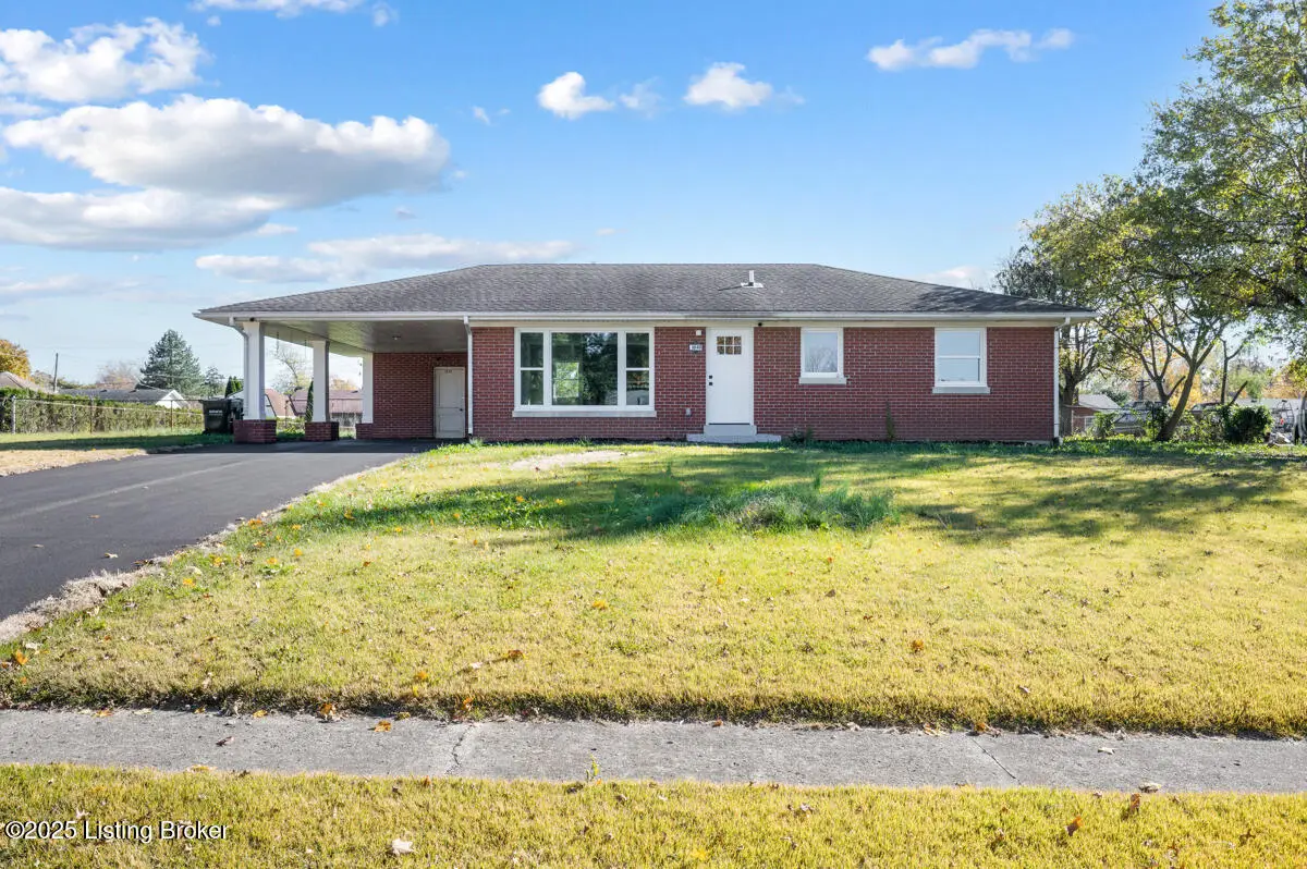 1040 W Crocus Dr, Radcliff, KY 40160 - Image #1