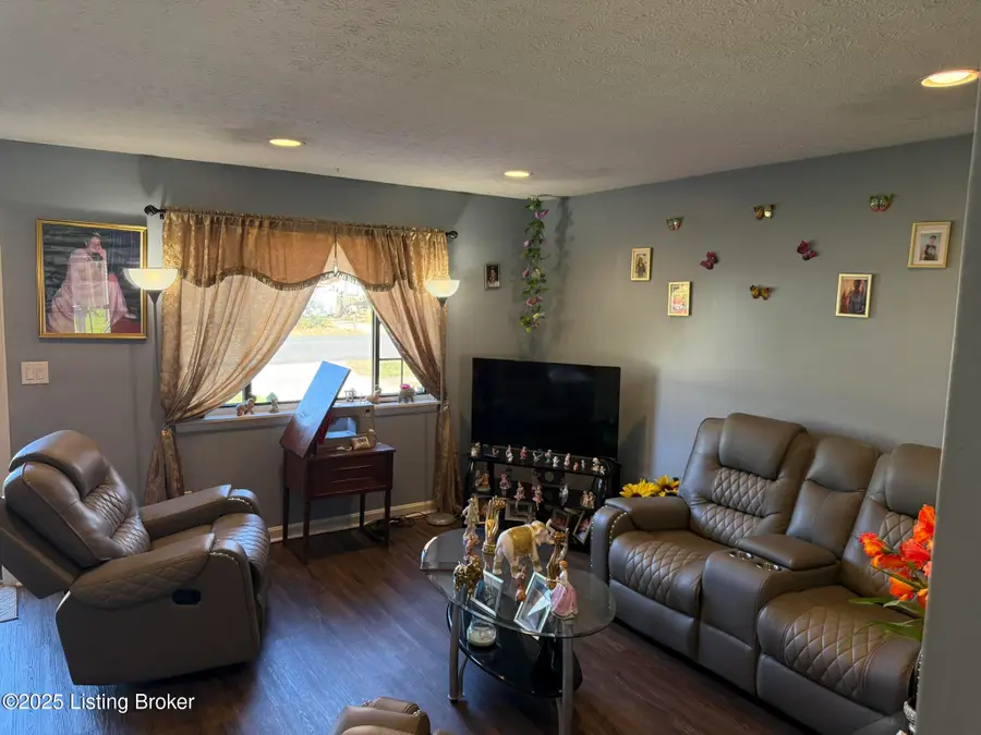 5508 Hasbrook Dr, Louisville, KY 40229 - Image #3