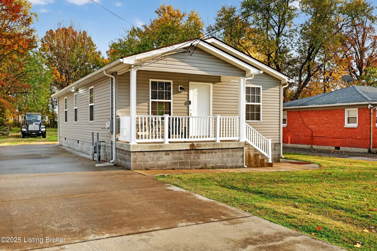 6403 Eureka Ave, Louisville, KY 40216 - Image #1