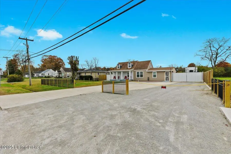 8704 Brown Austin Rd, Pond Creek, KY 40118 - Image #3