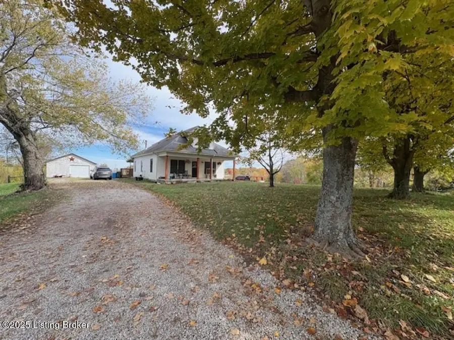 4838 Hickory Ridge Rd, Waddy, KY 40076 - Image #3
