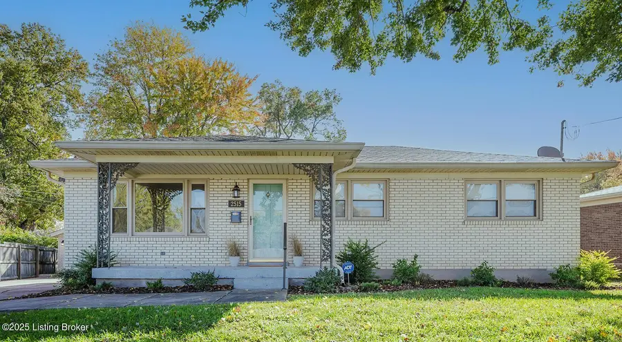 2515 Paddock Ct, Louisville, KY 40216 - Image #2