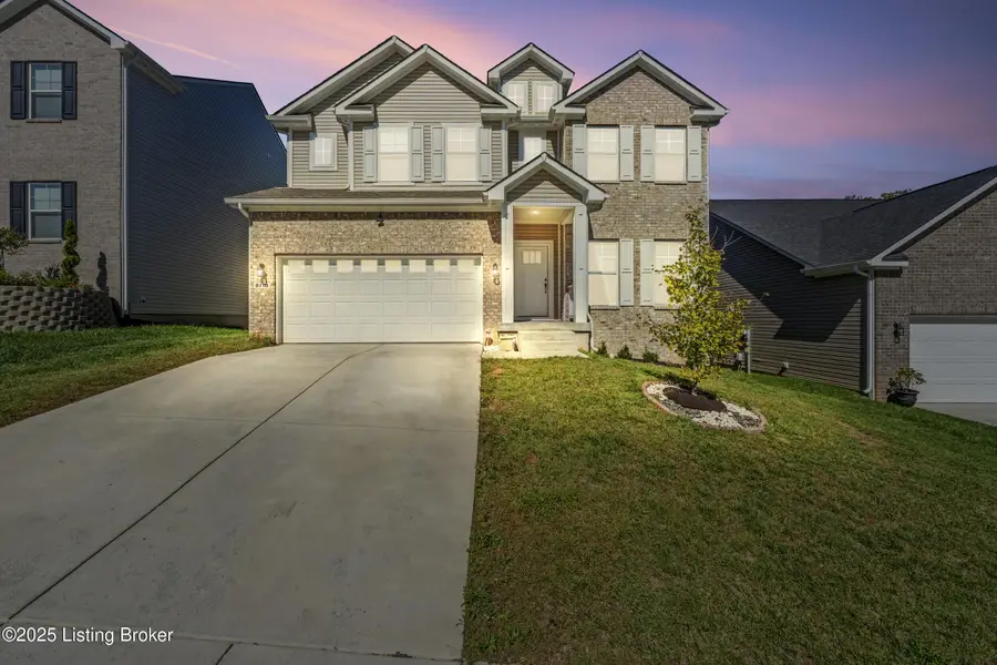 8710 Warbler Branch Way, Louisville, KY 40229 - Image #2