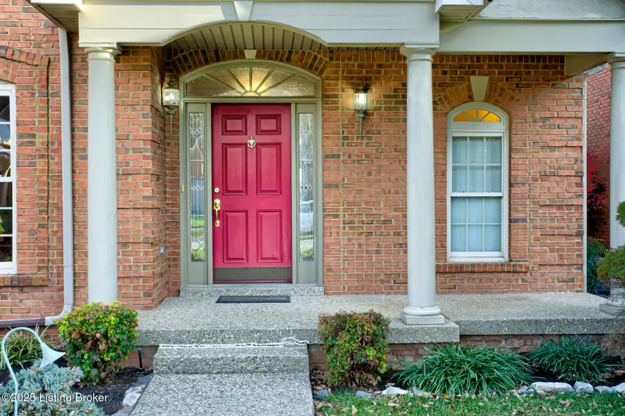 15121 Abington Ridge Pl, Louisville, KY 40245 - Image #3