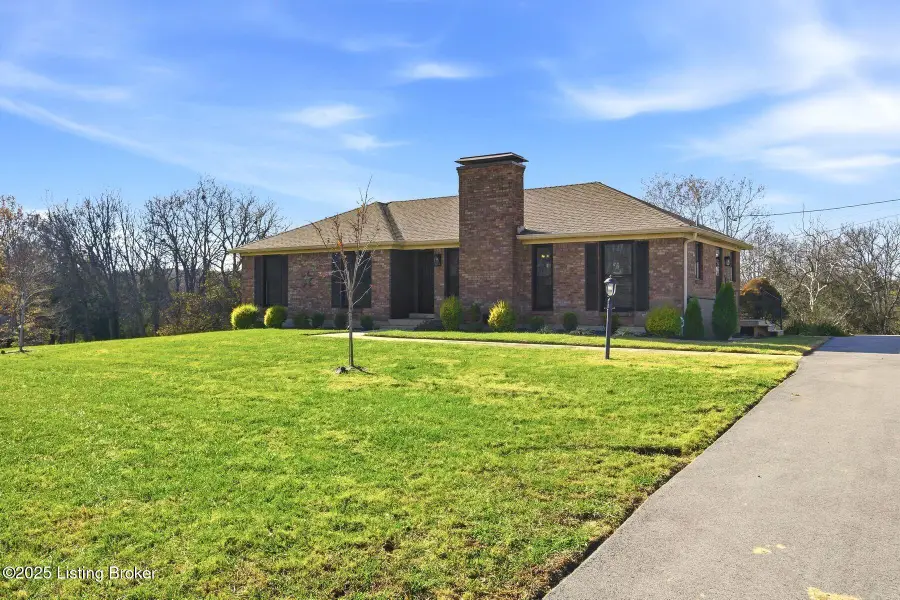 3900 Hawthorne Rd, La Grange, KY 40031 - #2