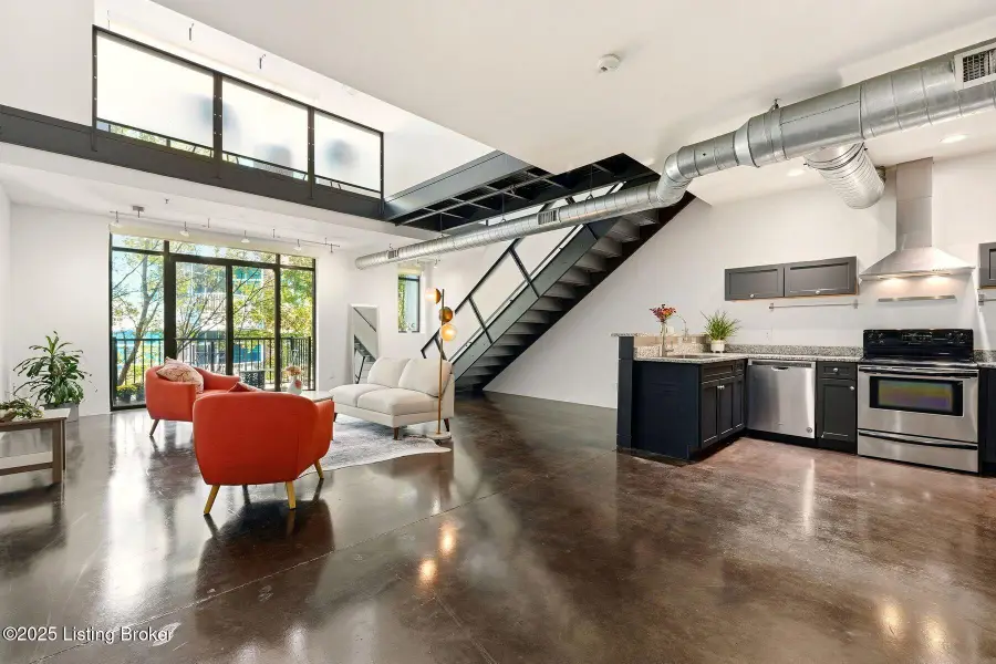 400 E Main St #308, Louisville, KY 40202 - Image #2