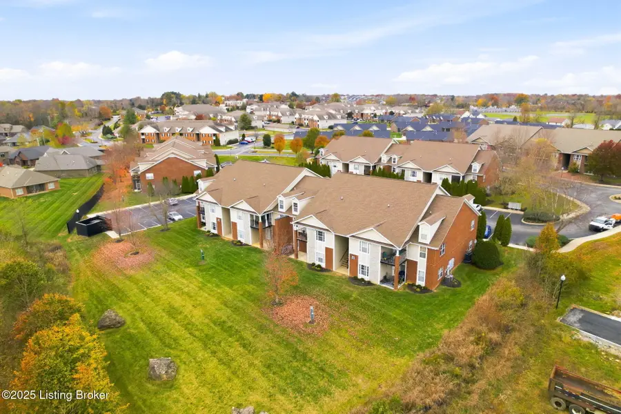 10201 Deer Vista Dr #103, Louisville, KY 40291 - Image #2