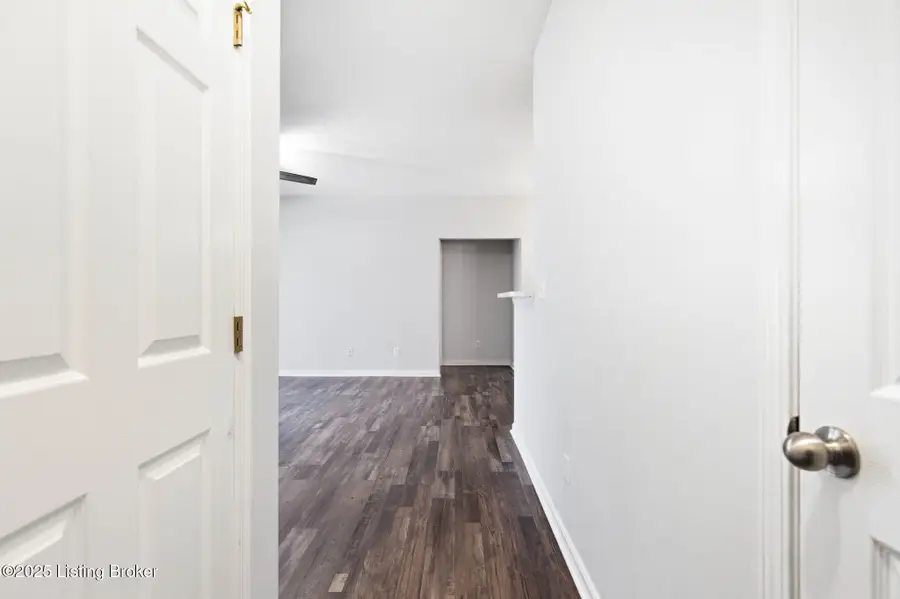 10201 Deer Vista Dr #103, Louisville, KY 40291 - Image #3