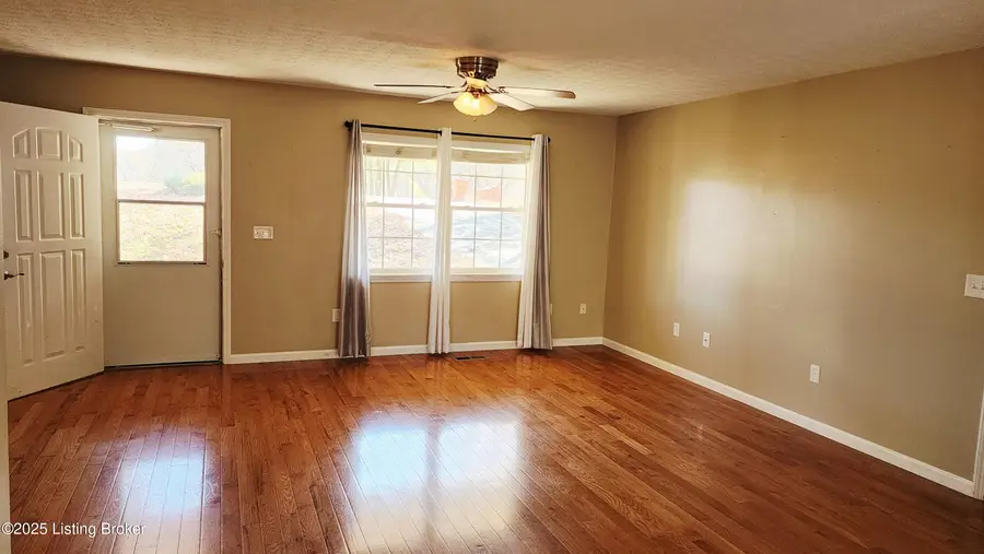 178 Dawson Ln, Radcliff, KY 40160 - Image #3