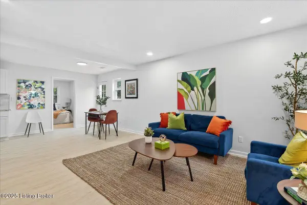 10913 Altsheler Pl, Louisville, KY 40229