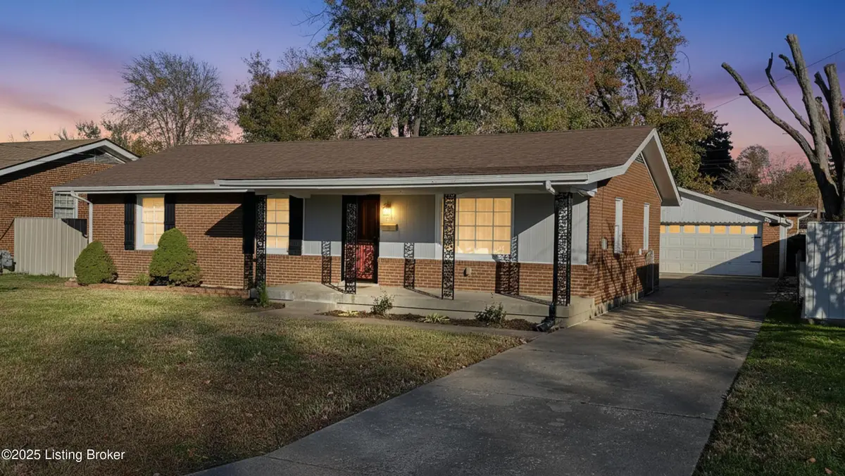 4307 Leaf Dr, Louisville, KY 40214 - Image #1