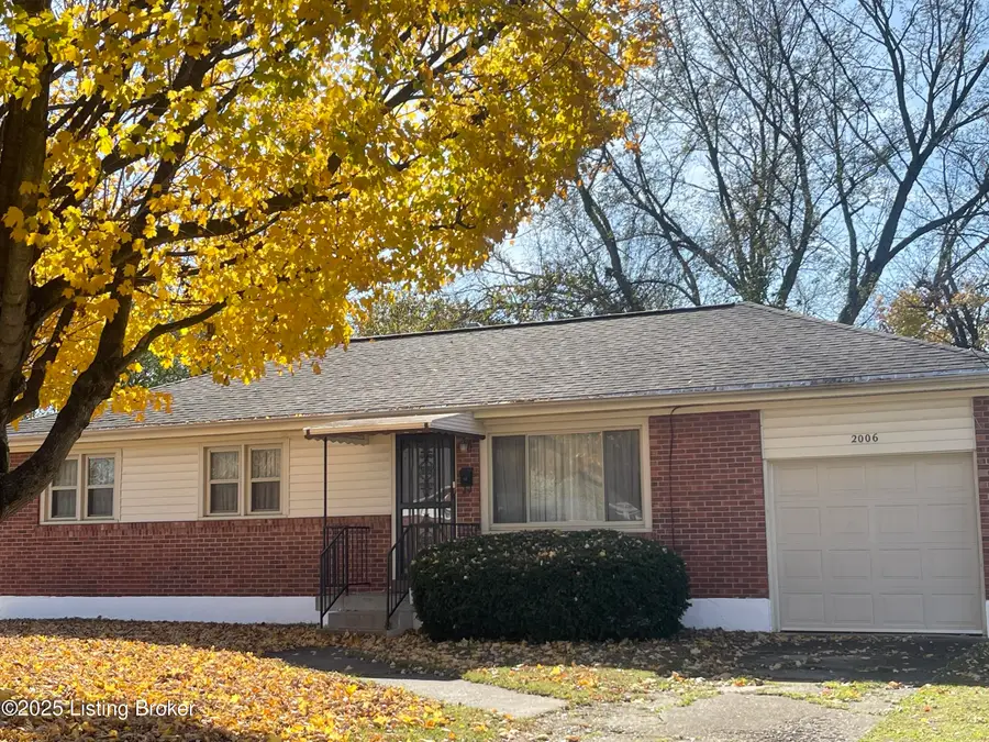 2006 Patricia Dr, Louisville, KY 40272 - Image #2