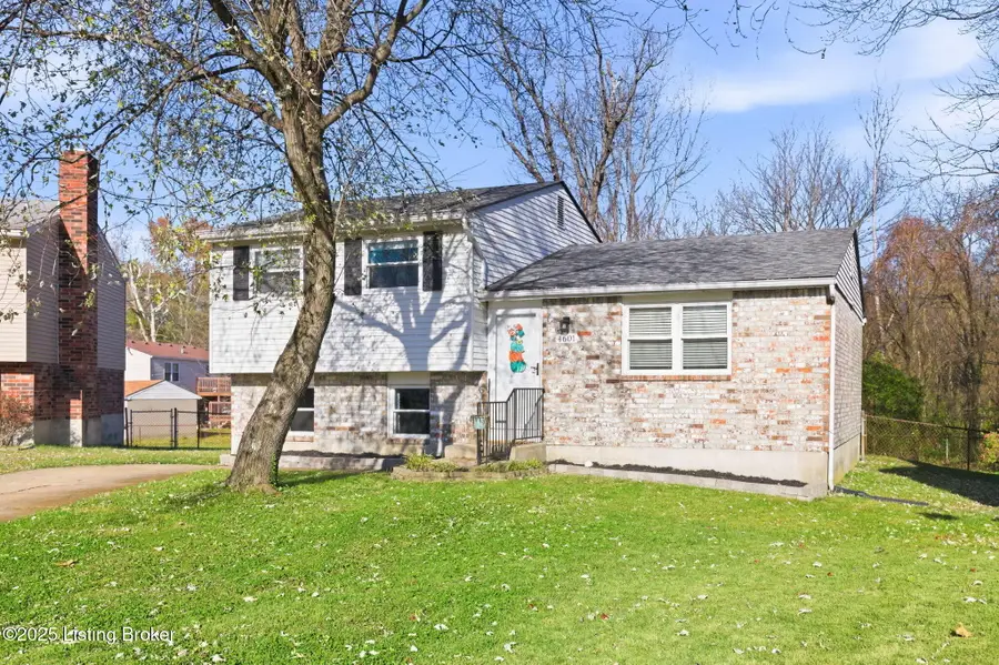 4601 Myrick Pl, Louisville, KY 40272 - Image #2