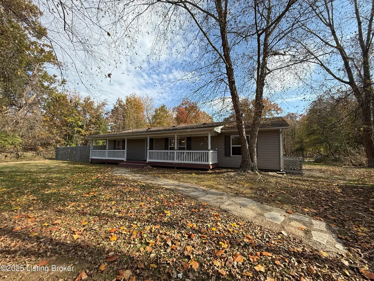 3229 Dover Ave, Louisville, KY 40216 - Image #1