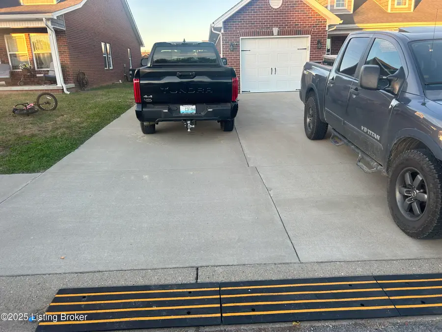 108 Graystone Ct, Bardstown, KY 40004 - Image #2