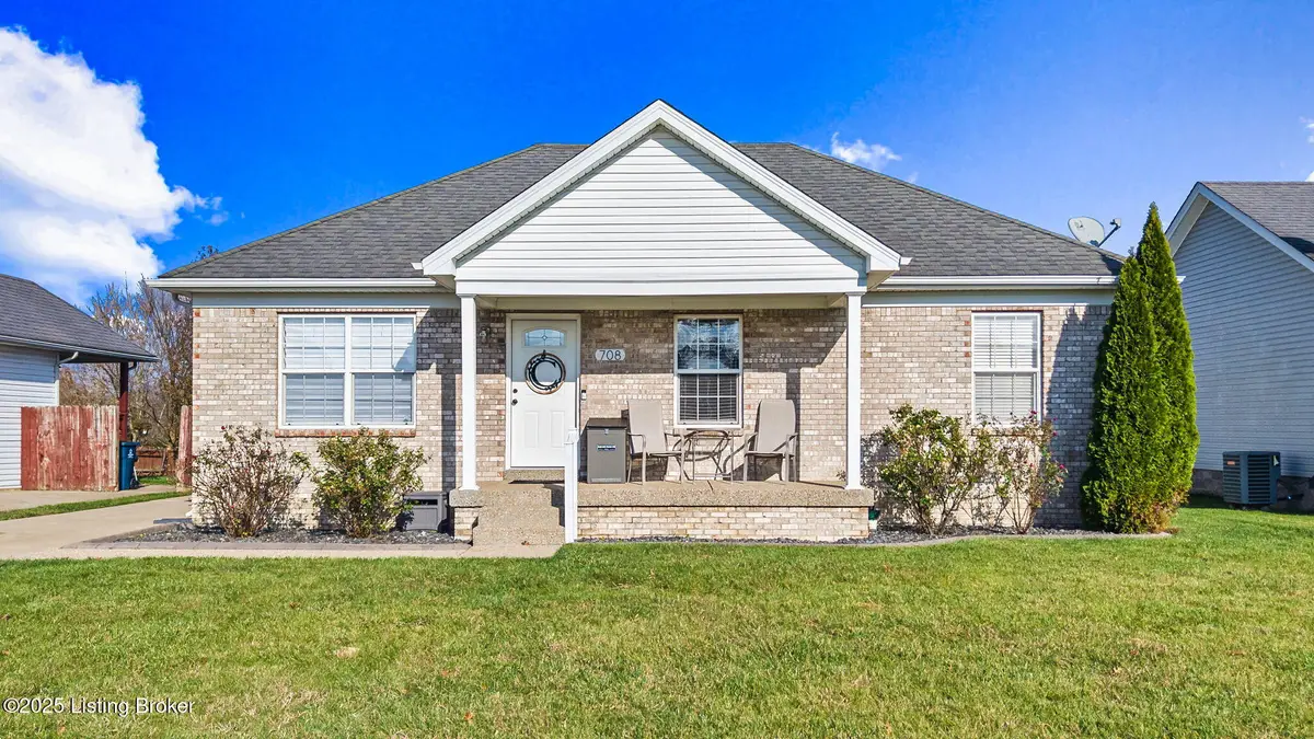 708 Tecumseh Dr, Shepherdsville, KY 40165 - Image #1