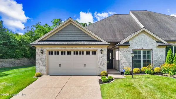 210 Maple Valley Rd, Louisville, KY 40245