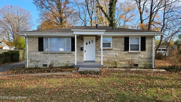 4929 Hyde Park Dr, Louisville, KY 40216