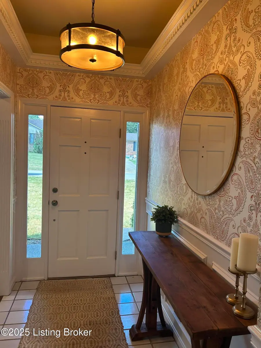 217 Edgewood Dr, Bardstown, KY 40004 - Image #3