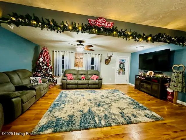 341 Palomino Dr, Harrodsburg, KY 40330 - Image #3