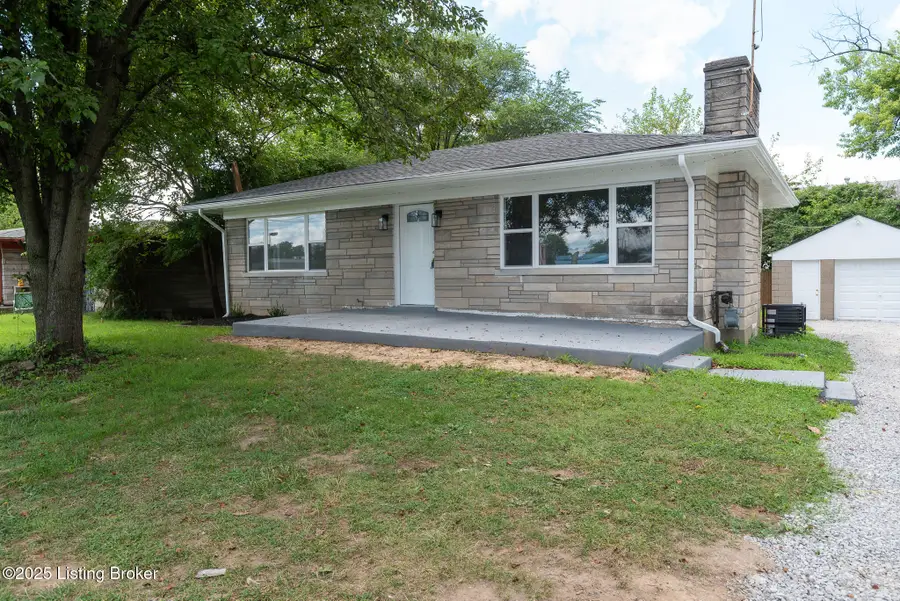 4426 Cane Run Rd, Louisville, KY 40216 - Image #2