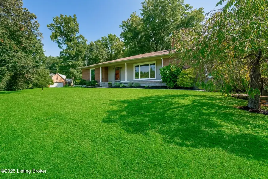 3519 Chenoweth Run Rd, Louisville, KY 40299 - #2