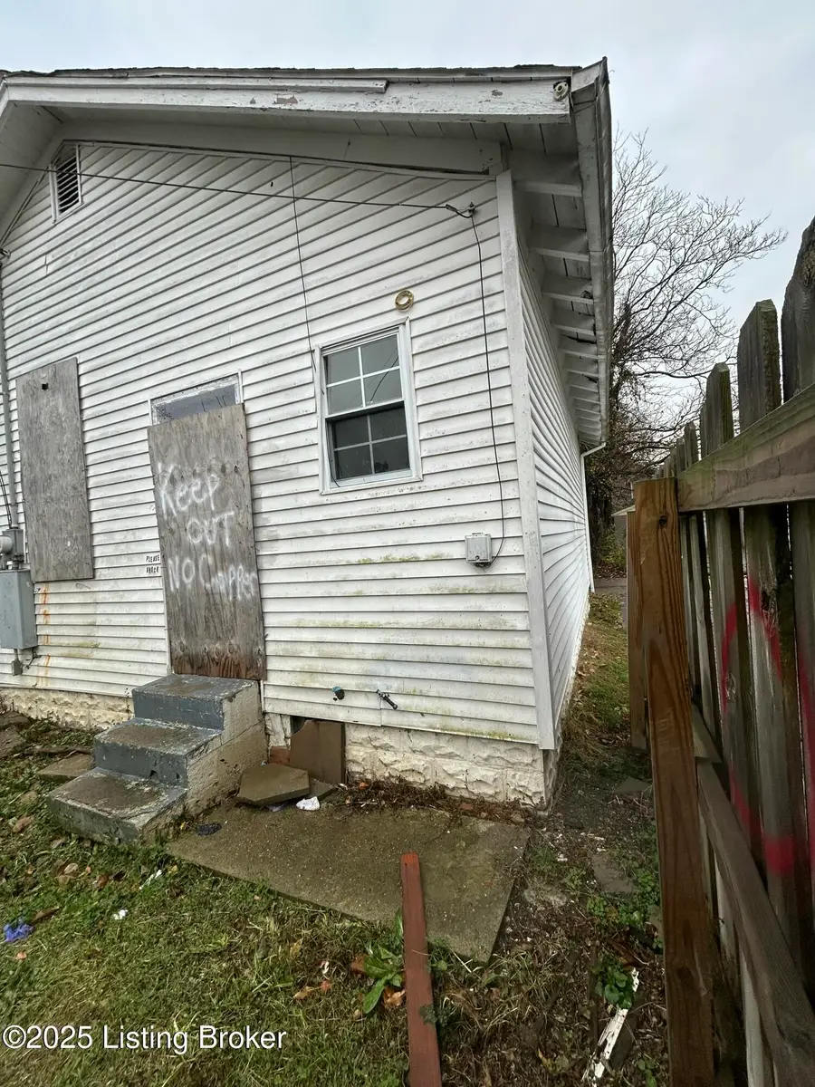 3440 Lester Ave, Louisville, KY 40215 - Image #2