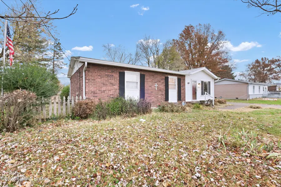7509 Sherrard Dr, Louisville, KY 40258 - Image #2