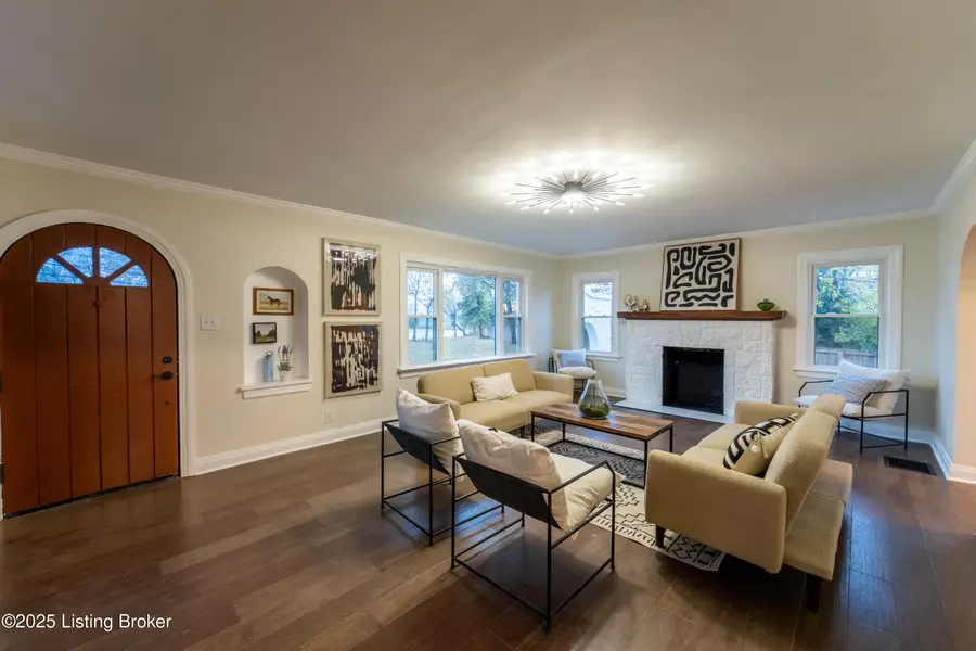 4435 Taylorsville Rd, Louisville, KY 40220 - Image #2