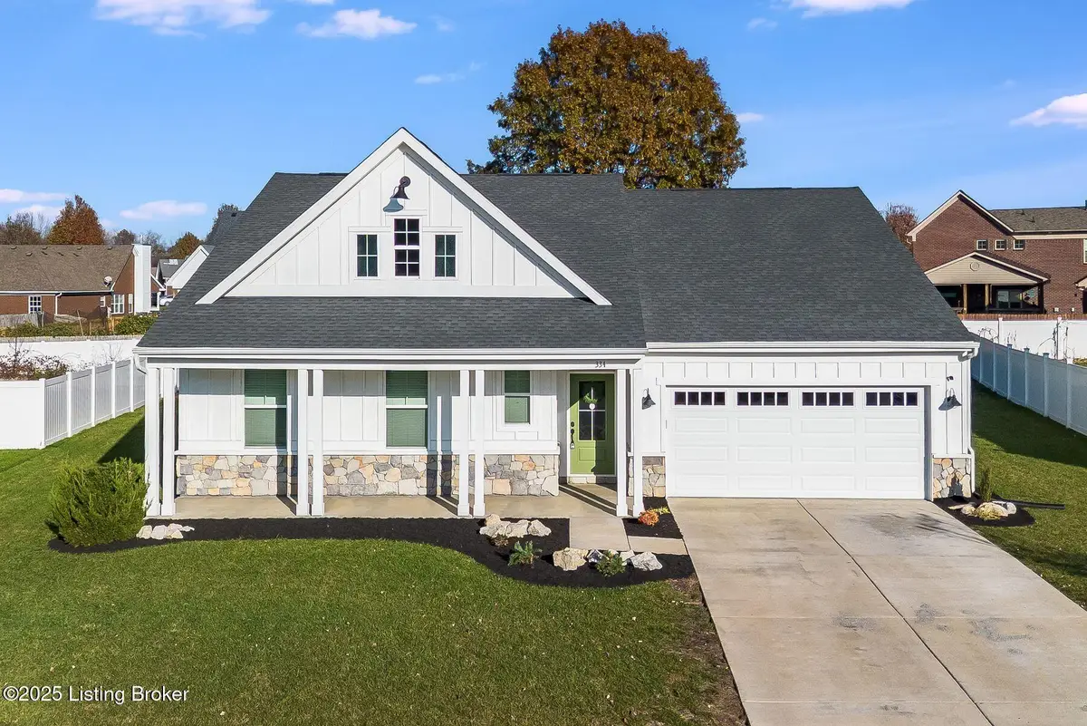 334 Bridlewood Dr, Shepherdsville, KY 40165 - Image #1