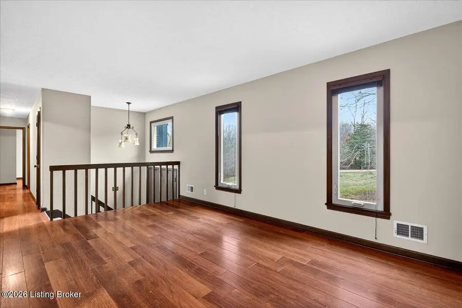 3502 Maple Leaf Dr, La Grange, KY 40031 - Image #3