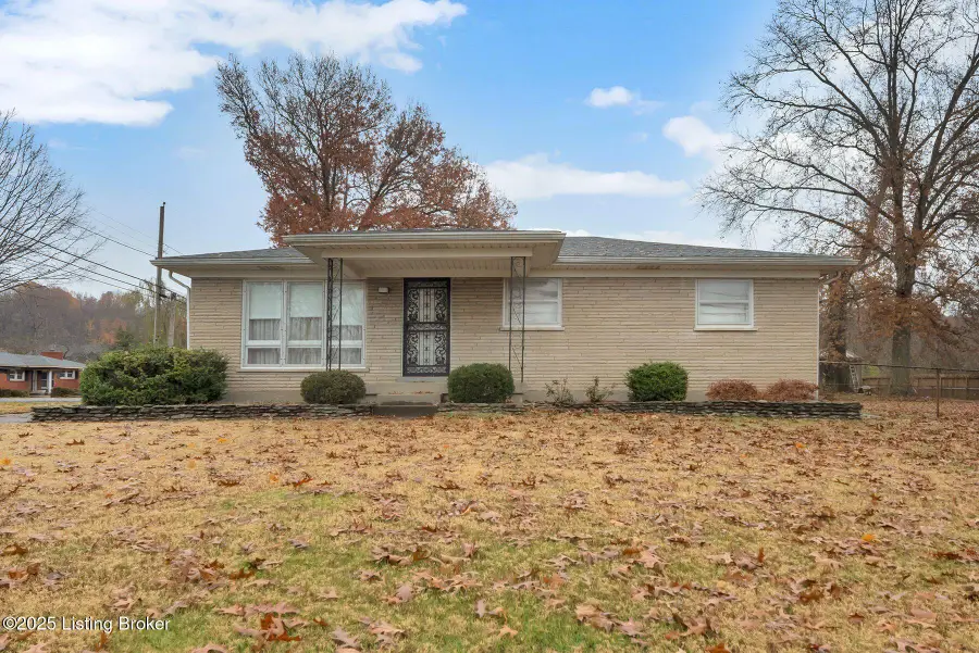 3311 Blanton Ln, Louisville, KY 40214 - Image #2