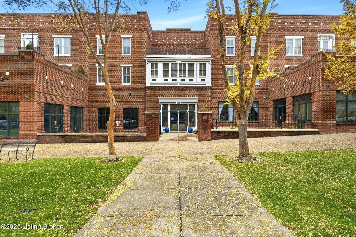 10619 Meeting St #212, Prospect, KY 40059 - Image #1