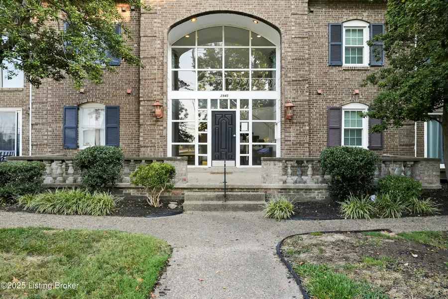 2845 Hikes Ln #305, Louisville, KY 40218 - Image #3