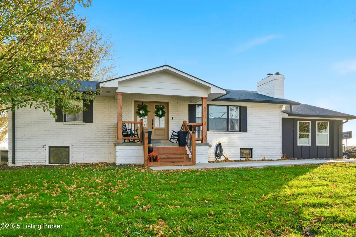 725 Sunnyside Rd, Eminence, KY 40019 - Image #1