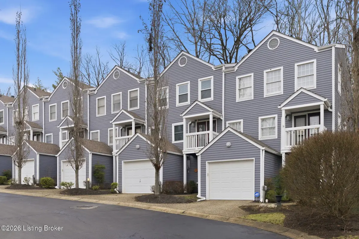 8002 Harrods Landing Dr #8002, Prospect, KY 40059 - Image #1