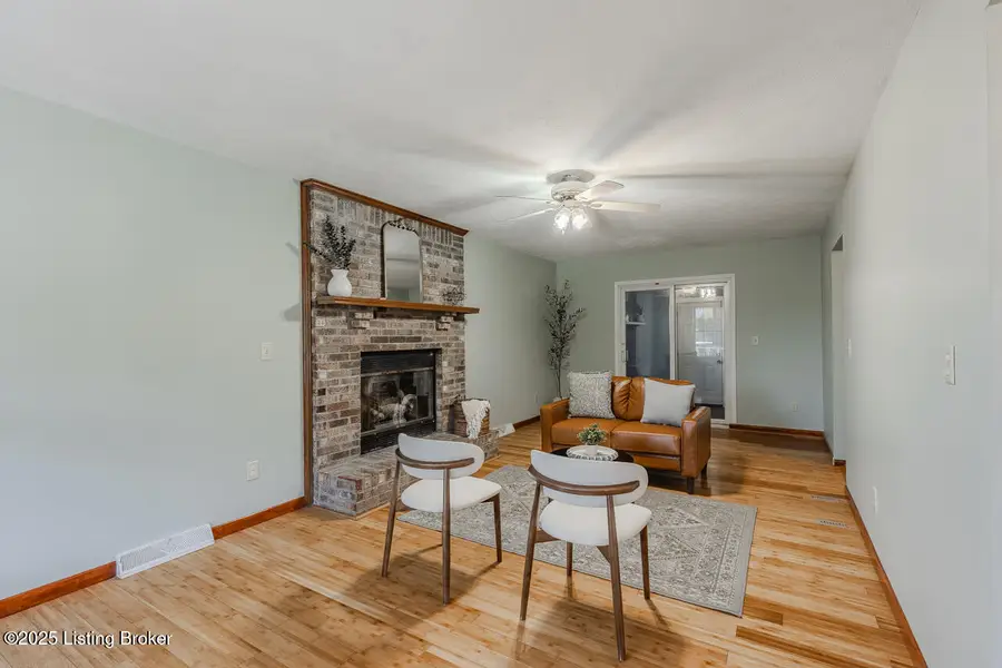 102 Larkspur Dr, Radcliff, KY 40160 - Image #3