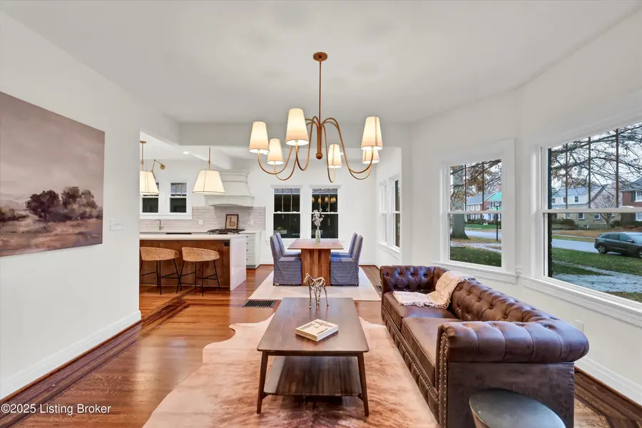 2436 Broadmeade Rd, Louisville, KY 40205 - Image #2