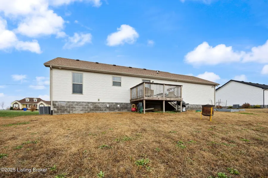 2463 Noah Bledsoe Rd, Smiths Grove, KY 42171 - Image #3