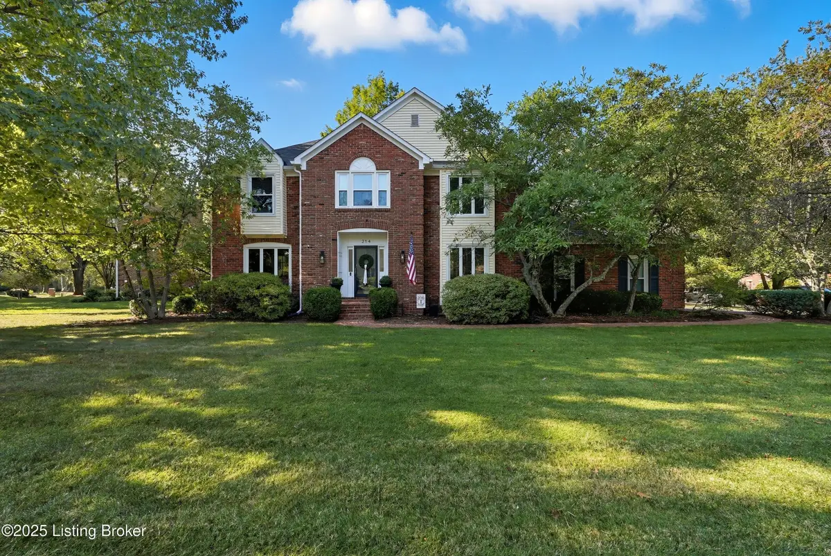 214 Hidden Oak Pl, Louisville, KY 40222 - Image #1