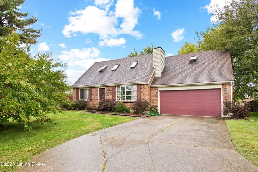 4406 Starks Dr, Louisville, KY 40218 - Image #3